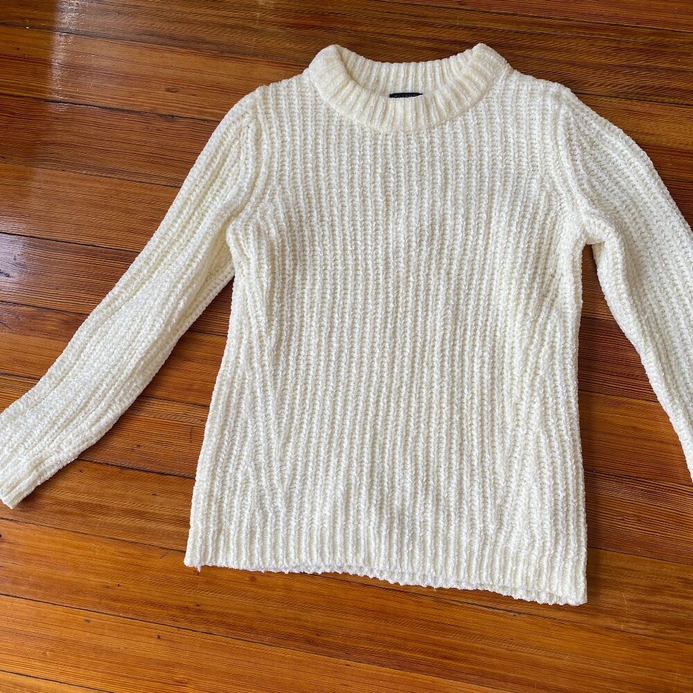 Petite white talbots fuzzy sweater